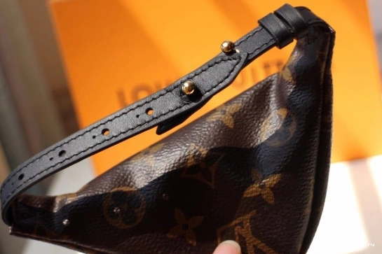WIS BAG VUITTON LOUIS WRIST 0831